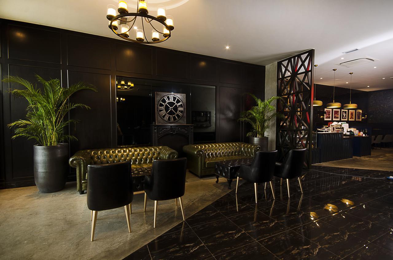Palm Hotel Ipoh Esterno foto